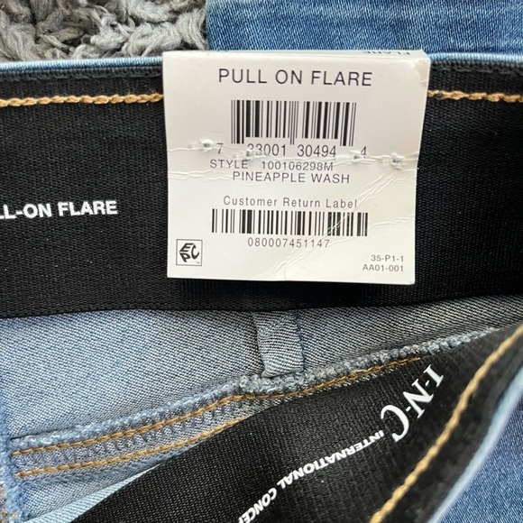 INC PULL ON FLARE JEANS - Picture 6 of 8